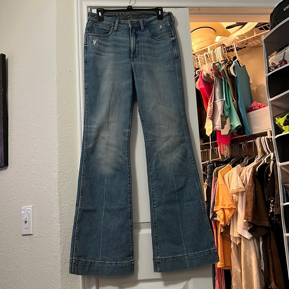 NEW WRANGLER JEANS